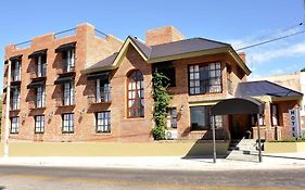 Ayres House